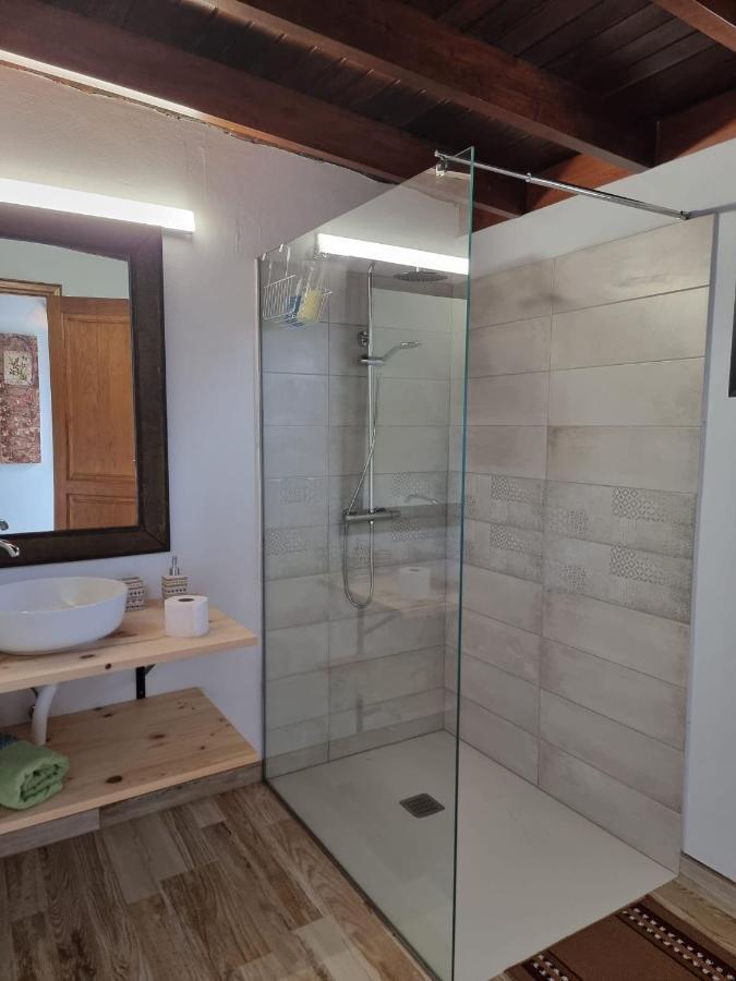 Alunita & Pirita, Habitacion Con Jardin, Terraza Y Wifi En Zona Tranquila Y Centrica Nazaret Exteriör bild
