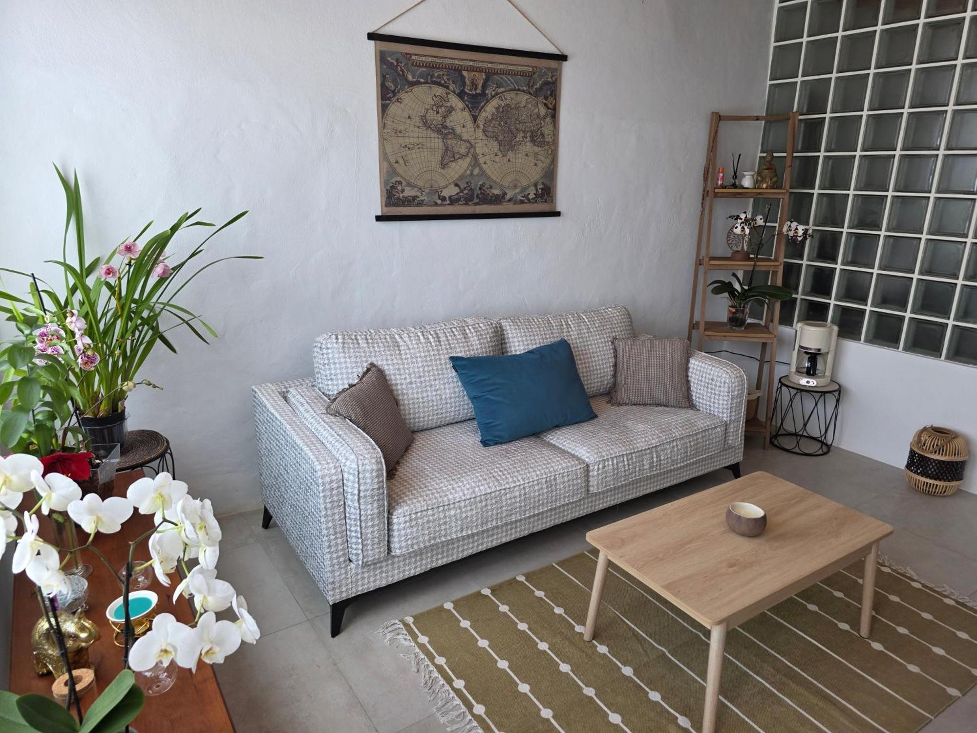 Alunita & Pirita, Habitacion Con Jardin, Terraza Y Wifi En Zona Tranquila Y Centrica Nazaret Rum bild
